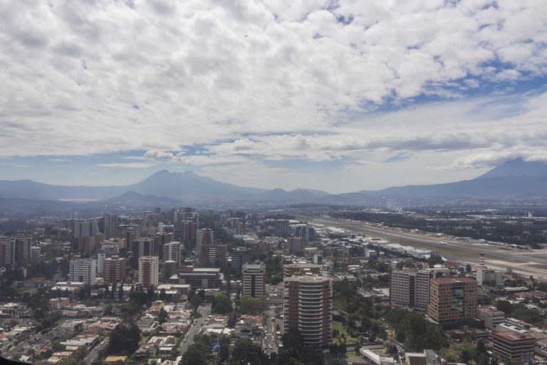 Portada Política Nacional de Vivienda- La oportunidad para trascender socialmente cempro cementos progreso guatemala