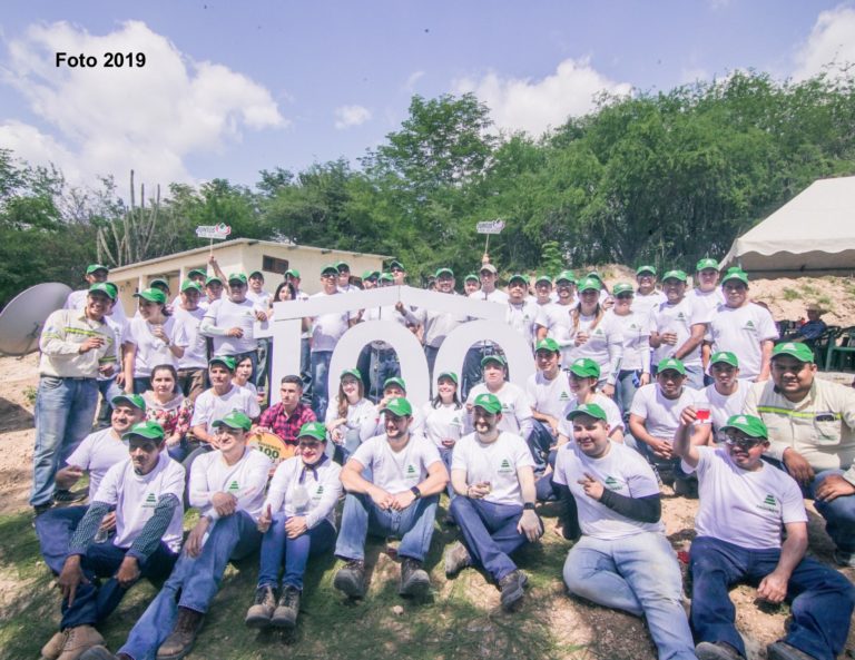 Portada haciendo realidad tus sueños Maria lissette carrillo