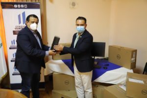 Progreso dona equipo de computo al MARN guatemala