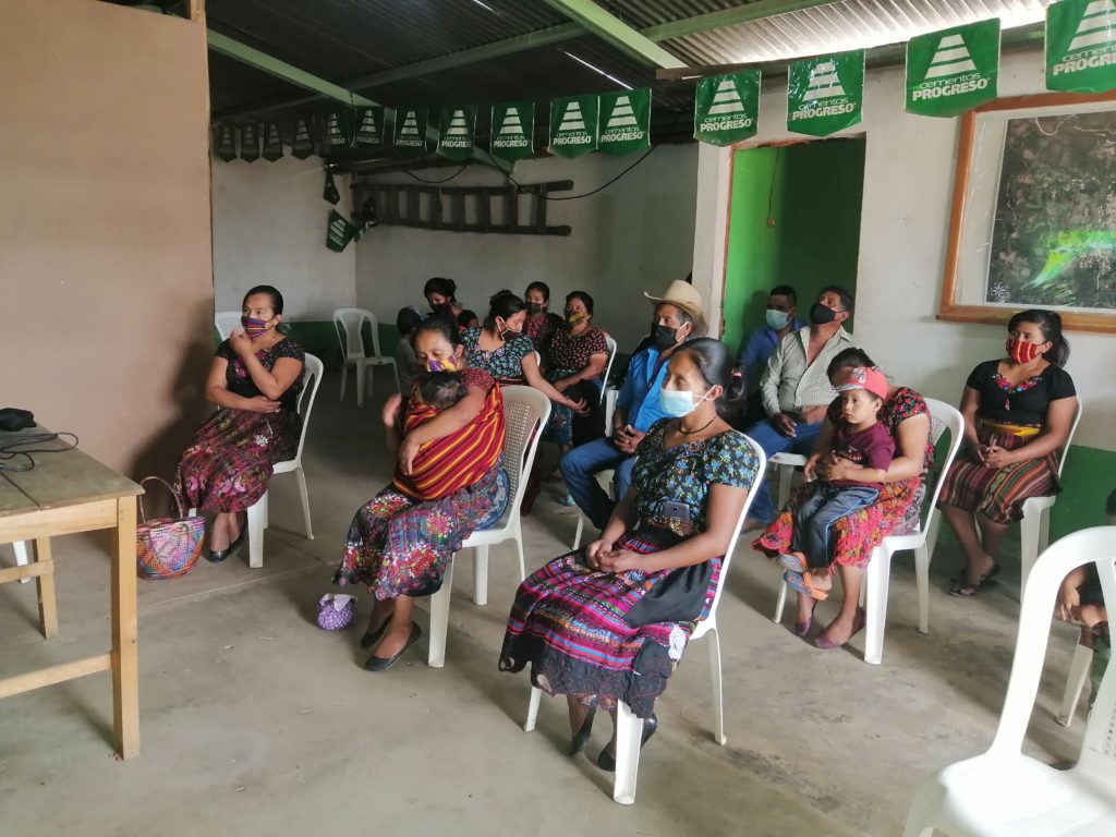 charlas informativas previo a reforestar con 106 mil arboles las comunidades Progreso Guatemala