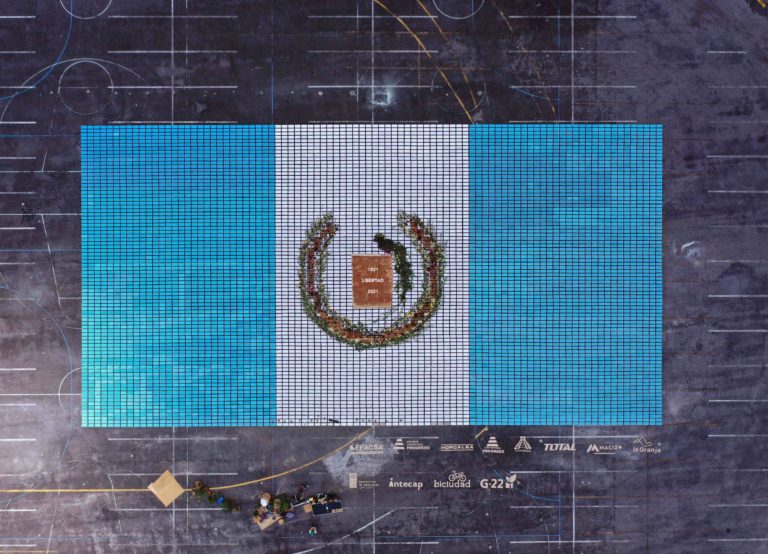 celebramos bandera bicentenario guatemala horcalsa progreso mixto listo latam