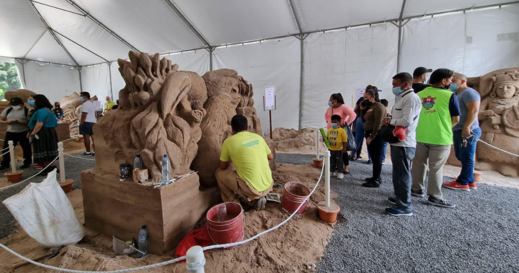 festival 2022 paseo de la sexta esculturas de arena agreca guatemala