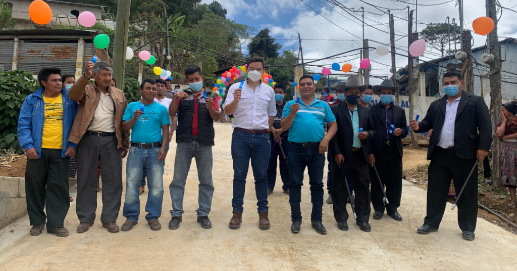 San Juan Sacatepequez mejorada infraestructura progreso cempro guatemala cementos cemento