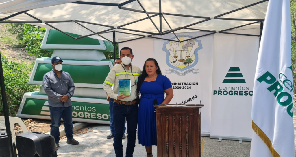 construimos comunidades cempro guatemala cementos progreso