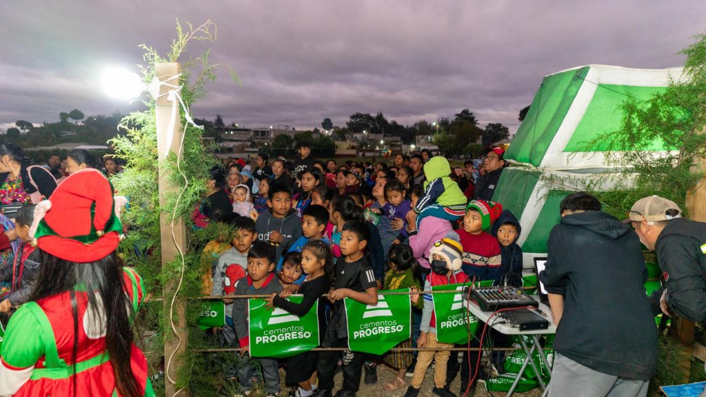 Noches Mágicas Convivencias navideñas 2024 cempro progreso