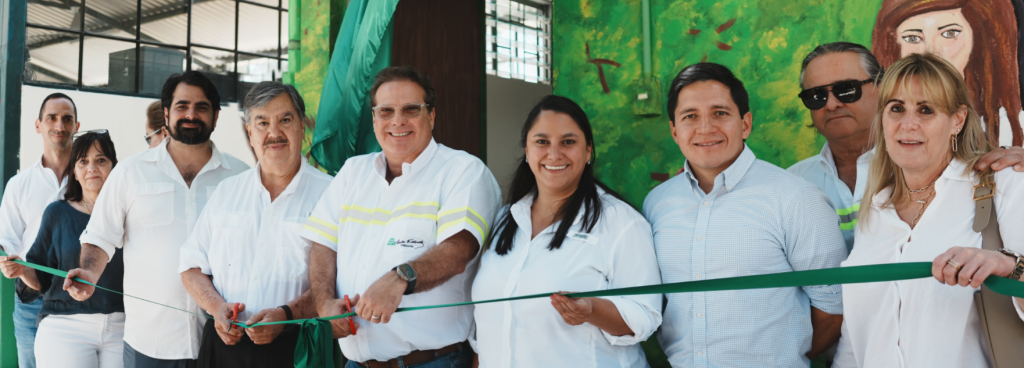Biblioteca Cristiana Cordón de Amenábar fundacion carlos f novella guatemala cempro progreso