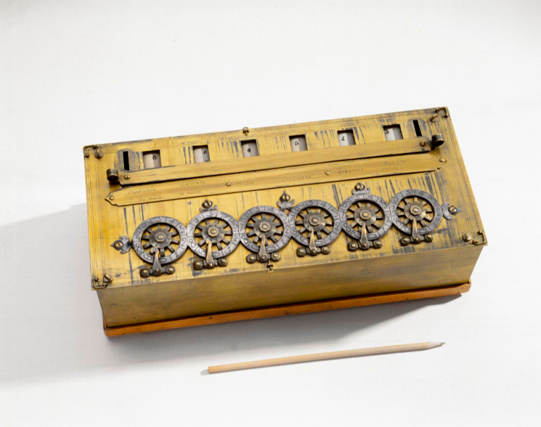 calculadora mecánica